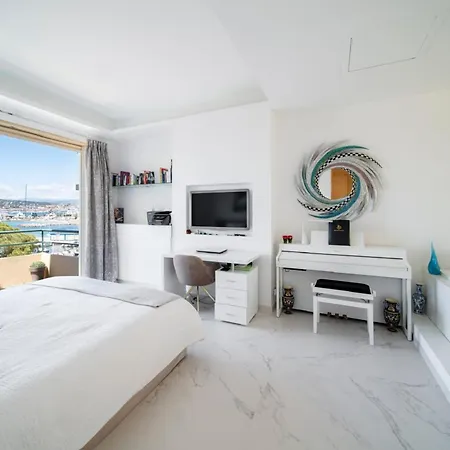 Stunning 3 Bedrooms With A Sea View Terrace Apartamento